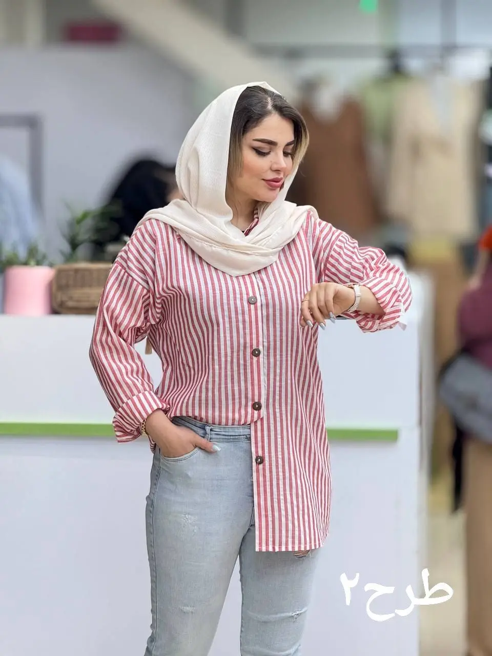 شومیز راه راه استین سفید