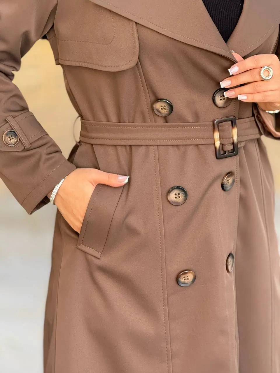 ترنچ کت بلند