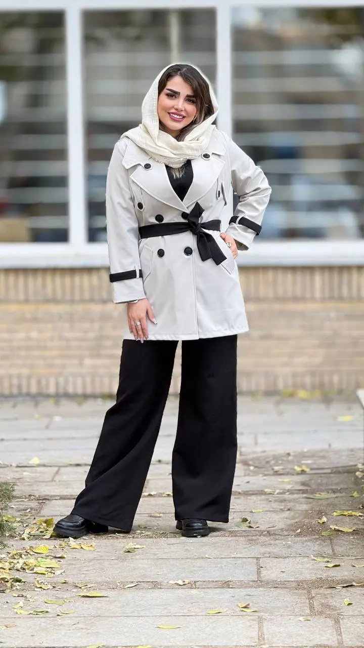 بارونی یقه دکمه