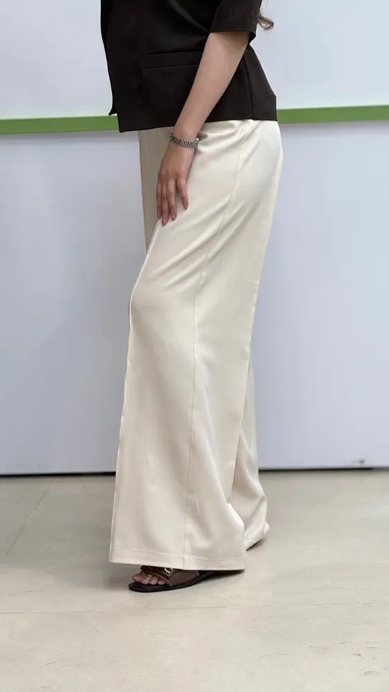 شلواربگ مازراتی ثنا