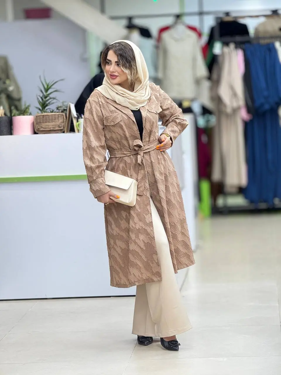 مانتو کسمه جلو باز