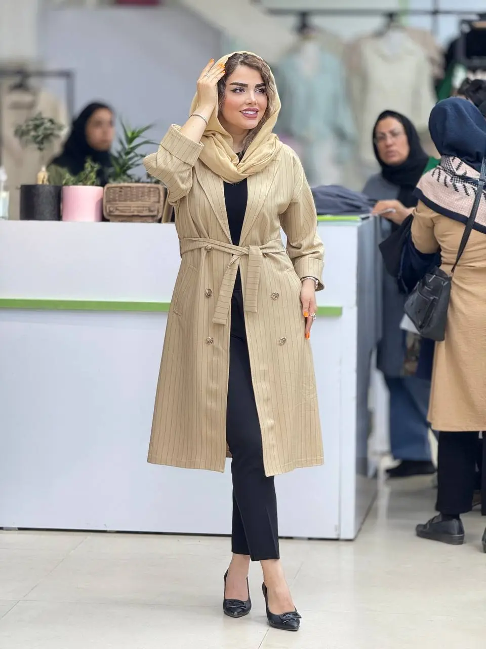 کت بلند دیپلمات