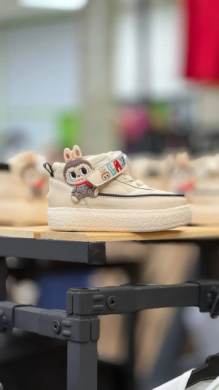 بوت بچگونه لبوبو