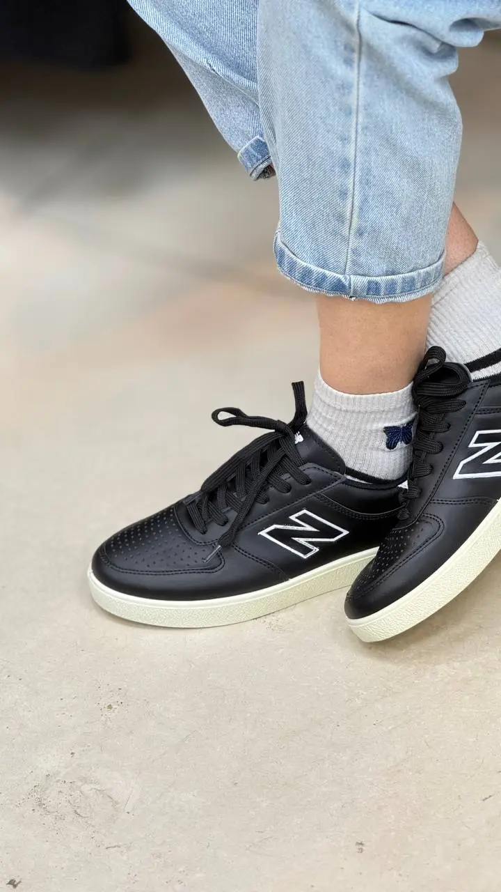 کفش نیوبالانس کف سفید